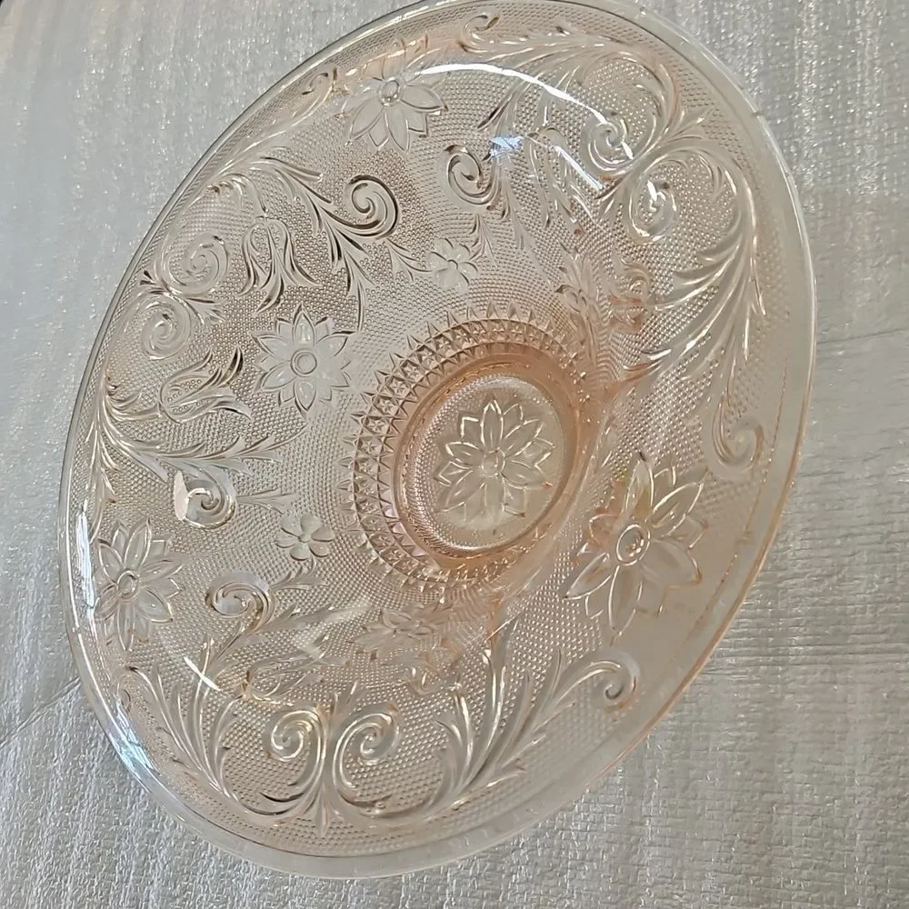 Vintage Indiana Pink Glass Bowl Floral Lace Pattern 11